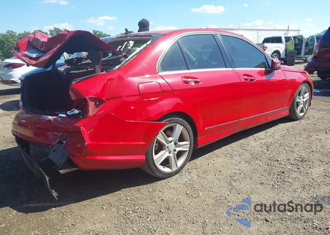 2010 Mercedes-Benz C 300 Luxury 4Matic/Sport 4Matic from USA, damaged, VIN WDDGF8BB3AF443984